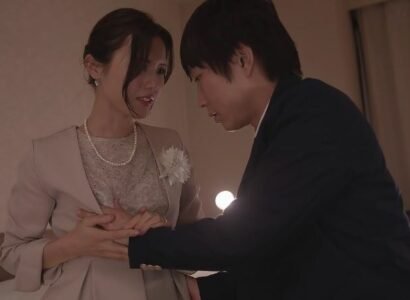 Nam thanh niên vừa hoàn thành học vấn, mẹ kế đã dạy cho anh ta cách 