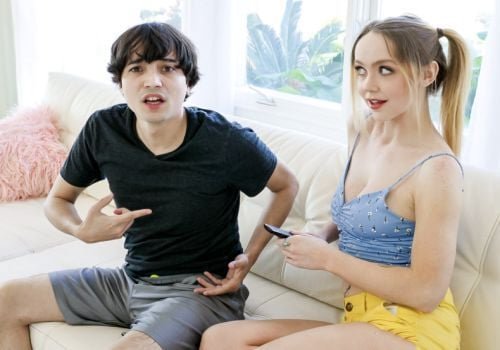 Chị gái dâm đãng cho em trai mới lớn chịch