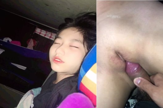 Bí mật xoạc thịt em bướm non khi em đang lăn lộn say sưa